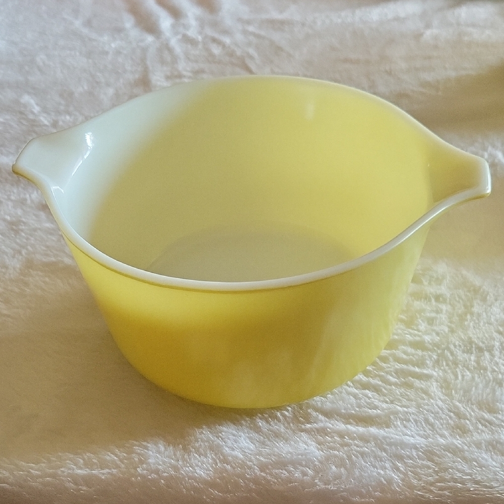 PYREX Vintage Yellow Mixing Bowl